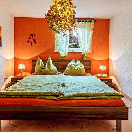 Ferienwohnung Im Holzhaus โดเนาเอชิงเงน ภายนอก รูปภาพ