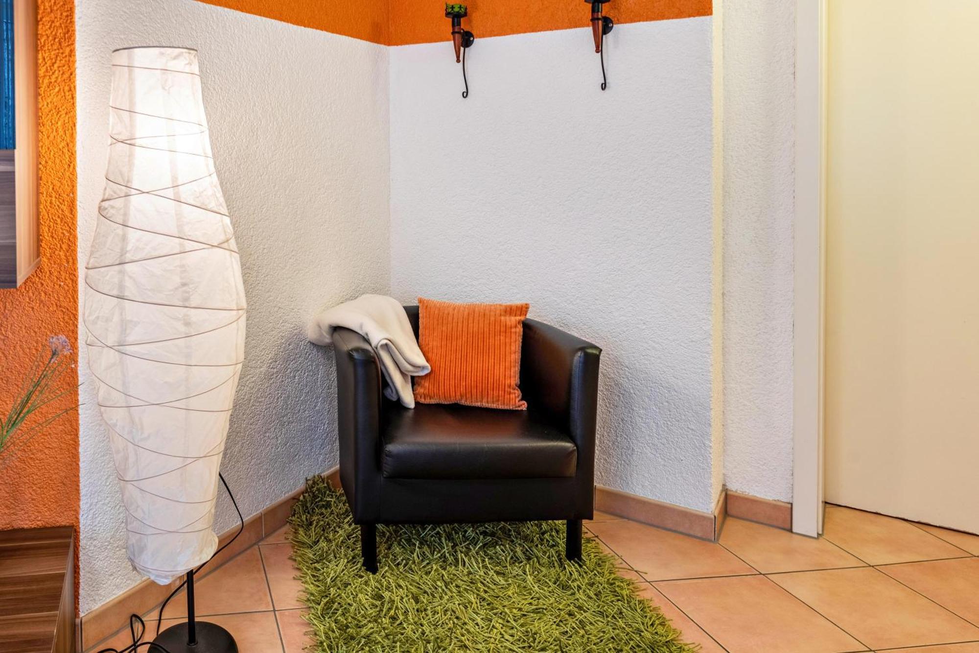 Ferienwohnung Im Holzhaus โดเนาเอชิงเงน ภายนอก รูปภาพ